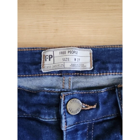 Free People Great Heights Frayed Jeans Medium Wash Distressed Size 27 - Picture 7 of 10